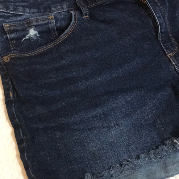 Universal Thread Jean Shorts - Picture 2 of 8